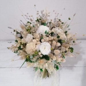 Buchet flori criogenate alb si verde