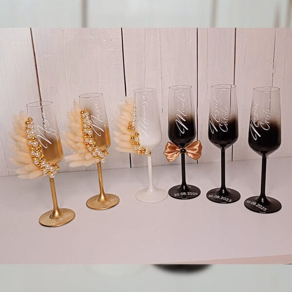 Set 2 Pahare Miri și Nași Handmade - Eleganță pentru Toast 2 pahare miri nasi