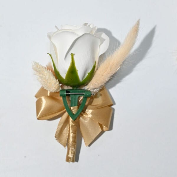 Cocardă Nuntă Trandafir Alb și Fundă Aurie - 14 cm 2 cocarda nunta inchidere